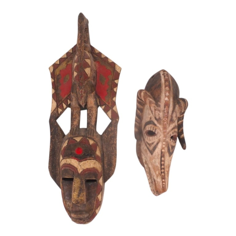 2 Vintage African Nigerian Carved Wood Masks (1 of 6)