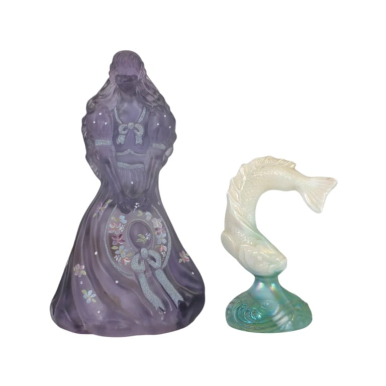 2 Vintage Fenton Art Glass Collectibles: 2 Vintage Fenton Art Glass Collectibles. Includes Jumping Trout Fish, 4-3/4"; Southern Belle, 8-1/4". Both are signed. Condition: Good condition. Estimate 100 - 300 Domestic shipping Third Party