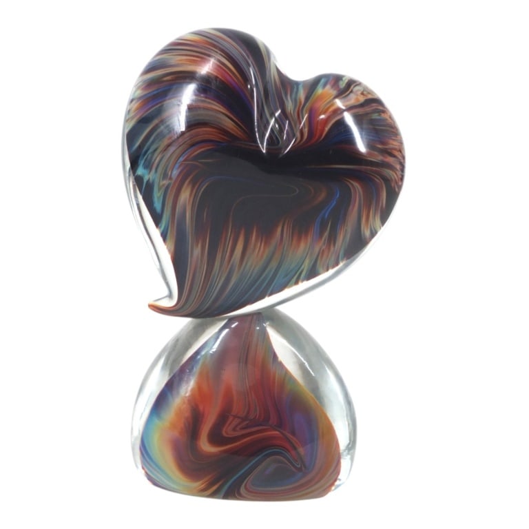 Murano Art Glass Calcedonio Heart Sculpture: Possibly Andrea Tagliapietra (Italian 20/21st C) Murano Art Glass Calcedonio Heart Sculpture. Signed on bottom. Measures 10" H x 6". Condition: Good condition with no chips or cracks. Estimate 400 -