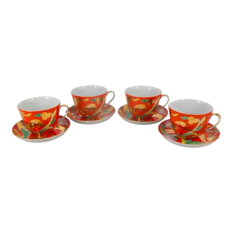 8 Pcs Vintage Dulevo Golden Deer Russian Porcelain: 8 Pcs Vintage Dulevo Golden Deer Russian Porcelain. Includes 4 cup and saucer sets. Signed. Cup measures 3-1/2" H, saucer 6-1/2". Estimate 160 - 320 Domestic shipping Third Party