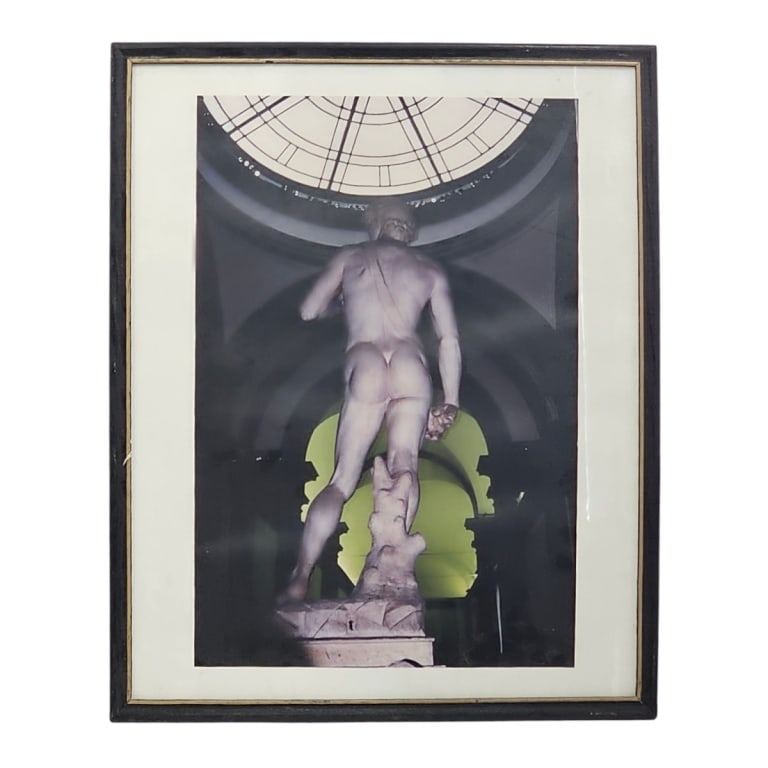 Color Photographic Print "Statue of David": Color Photographic Print "Statue of David", framed and under glass. Unsigned. Measures 21" x 17" including frame. Condition: Good condition. Estimate 20 - 40 Domestic shipping Third Party
