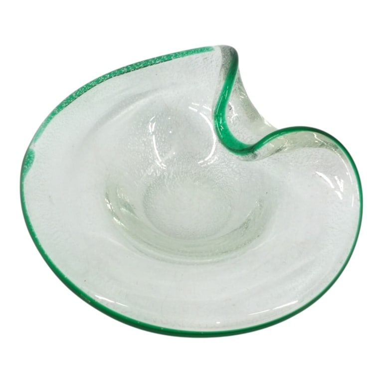 Vintage Seguso Style Folded Art Glass Bowl: Vintage Seguso Style Folded Art Glass Bowl. Unsigned. Measures 3" H x 9" diameter. Condition: Good condition. Estimate 100 - 300 Domestic shipping Third Party