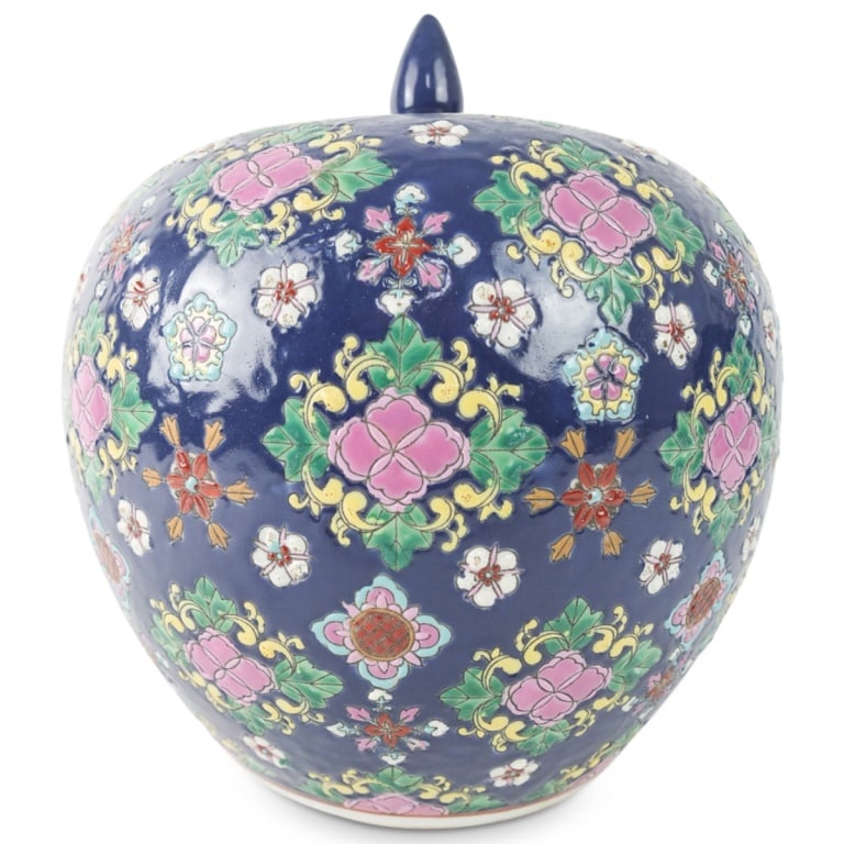 Antique Chinese Famille Blue Porcelain Vase: Antique Chinese Famille Blue Porcelain Vase. Reign mark on the base. Measures 10-1/4" x 8-3/4". Condition: Good condition. Estimate 100.00 - 500.00 Domestic shipping Third party
