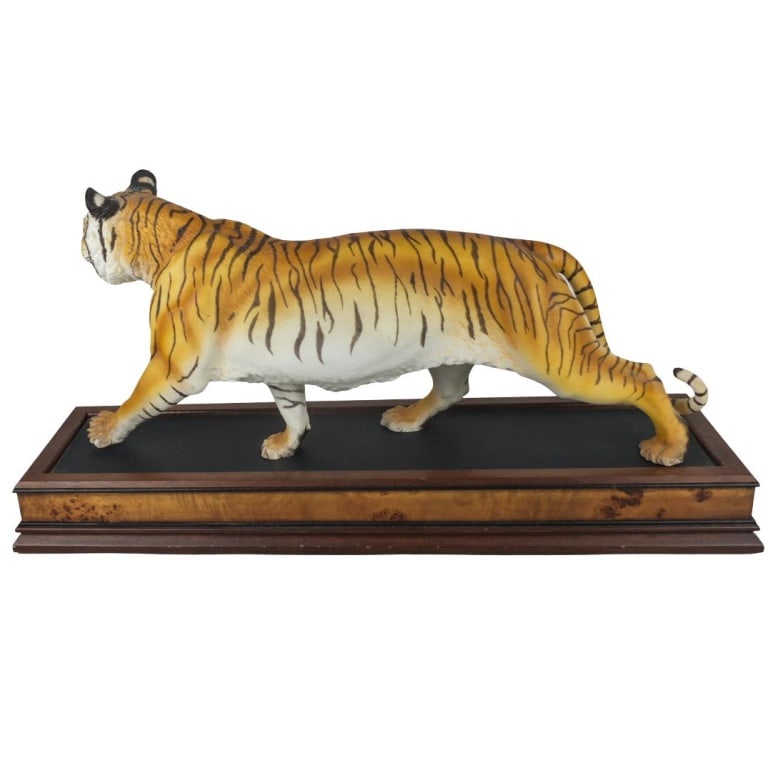 Large Franklin Mint Porcelain Tiger Statue - 3