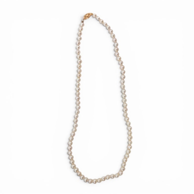 18" Pearl Necklace w/ 14K Gold Clasp, 6MM: Pearl Necklace with 14K Gold Clasp. 6MM pearls. 18" L. Marked 14K. Condition: Good condition. Estimate 100 - 200 Domestic shipping Third Party