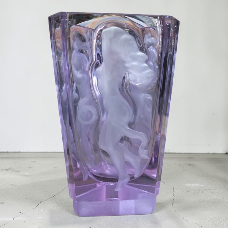 Frantisek Halama Art Deco Intaglio Maiden Vase: Frantisek Halama Art Deco Intaglio Purple Maiden Vase. Unsigned. Measures 8" H x 5-1/4" x 5-1/4". Condition: No chips or cracks, good condition. Estimate 120 - 240 Domestic shipping Third Party