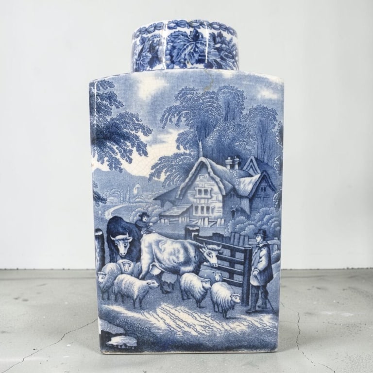Antique British Scenery Blue & White Tea Caddy (1 of 4)