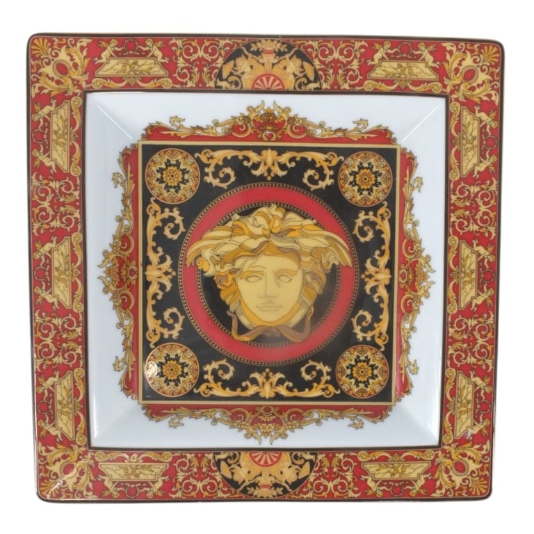 Rosenthal Versace "Medusa" Square Plate/Tray: Rosenthal Porcelain Versace "Medusa" Square Plate/Tray. Signed. Measures 1" x 8-5/8" x 8-5/8". Condition: Good condition. Estimate 120 - 240 Domestic shipping Third Party