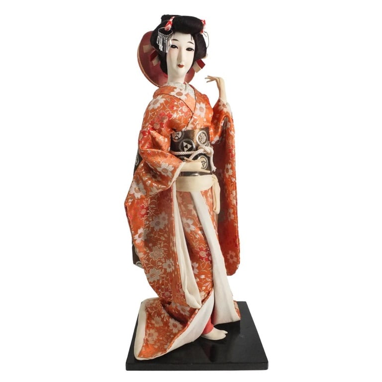 Large Japanese Geisha Doll: Large Vintage Japanese Geisha Doll. Overall measures 23-3/4" x 9-3/8" x 8". Condition: Good condition. Estimate 50 - 150 Domestic shipping Third party