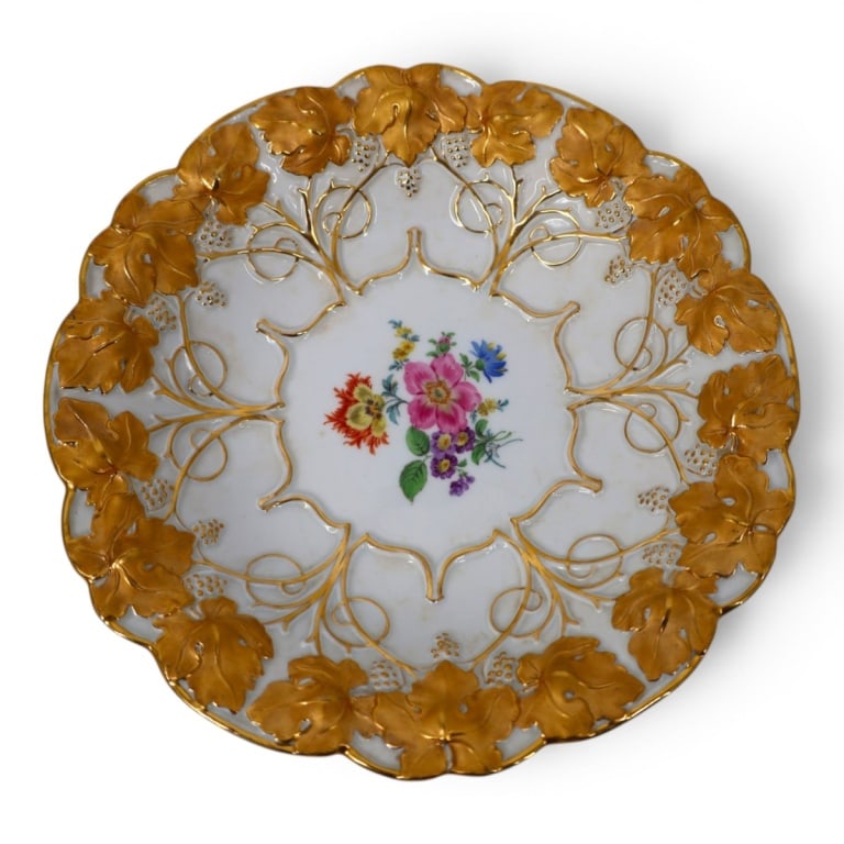 Meissen Hand Painted & Gilt Cabinet Plate (1 of 4)