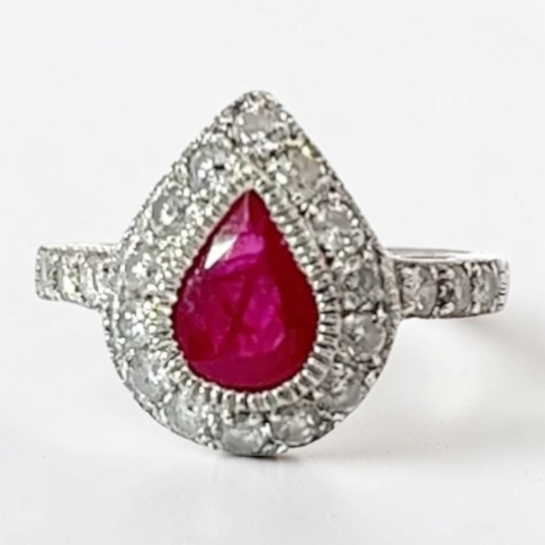 Vintage 18K Diamond & Ruby Ring