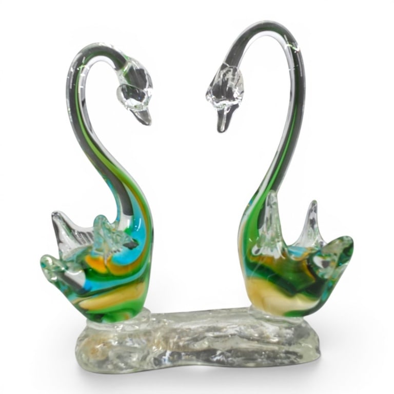 Murano Sommerso Art Glass Double Swan Figurine: Murano Sommerso Art Glass Double Swan Figurine. Unsigned. Measures 9-1/2" H x 8" x 4". Condition: Good condition with no chips or cracks. Estimate 60 - 120 Domestic shipping Third Party