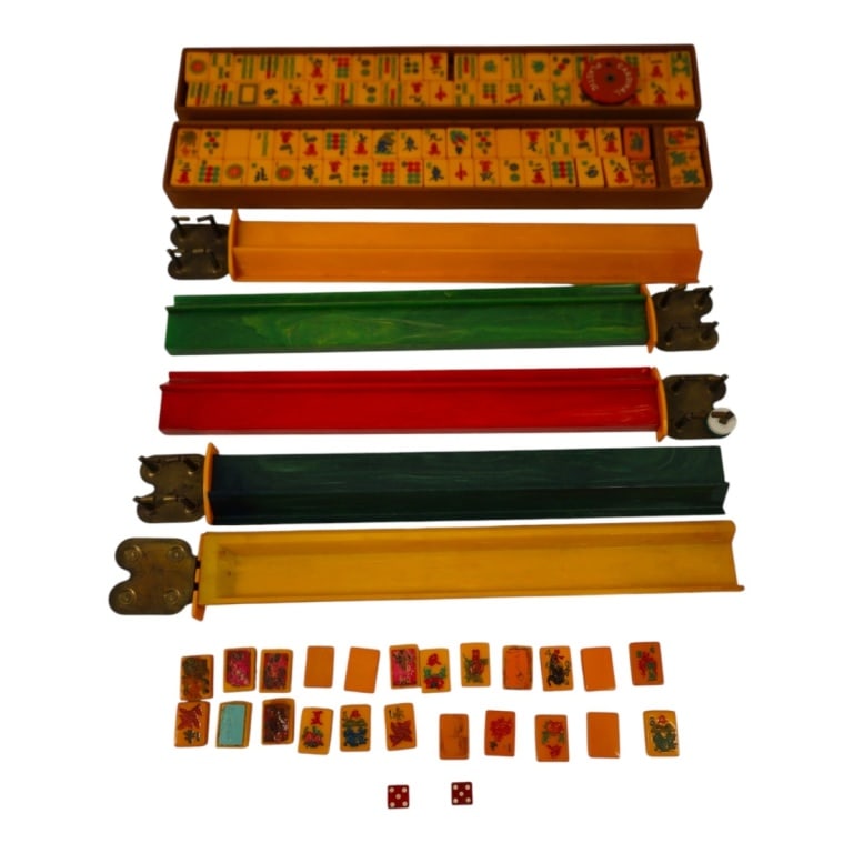 Mid Century American Mahjong Set (1 of 5)