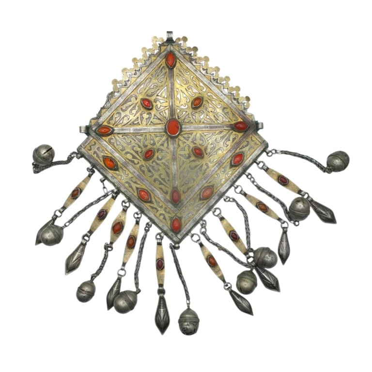 Antique Turkmen Tekke Gonzuk Chest Ornament: Antique Turkmen Tekke Gonzuk Chest Pectoral Ornament. Fire-gilded silver with carnelian cabochons. Measures 10-1/2" x 6-3/4". No chain. Condition: Good condition. Estimate 100 - 200 Domestic shipping 