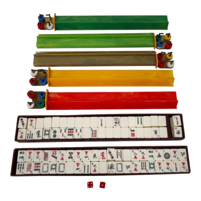 Mid Century American Mahjong Set (1 of 5)