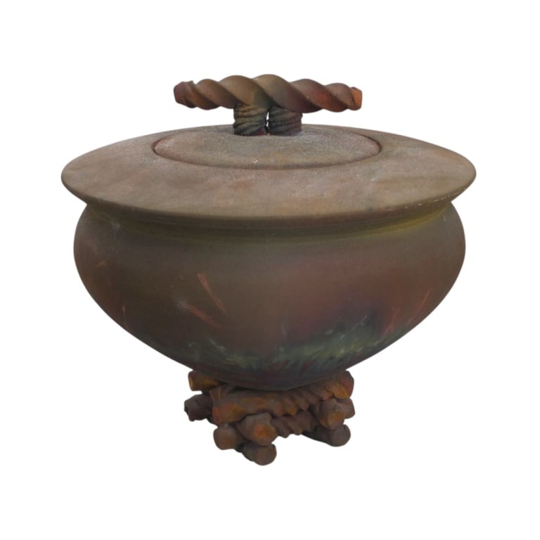 Steve Goldberg Large Raku Pottery Lidded Pot: Steve Goldberg, American (20/21 C) Large Raku Pottery Lidded Pot. Interior glaze. No visible signature, artists card and info accompany this lot. Measures 13-1/4" H x 14" W. Condition: Good