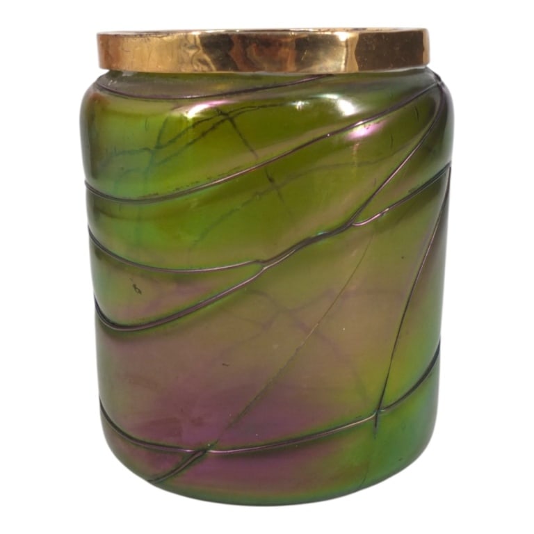 Art Nouveau Style Iridescent Art Glass Vase: Art Nouveau Style Iridescent Art Glass Vase. Unsigned. Measures 5-1/2" H x 4-1/2". Condition: Wear to rim or good condition with no chips or cracks. Estimate 50 - 150 Domestic shipping Third Party