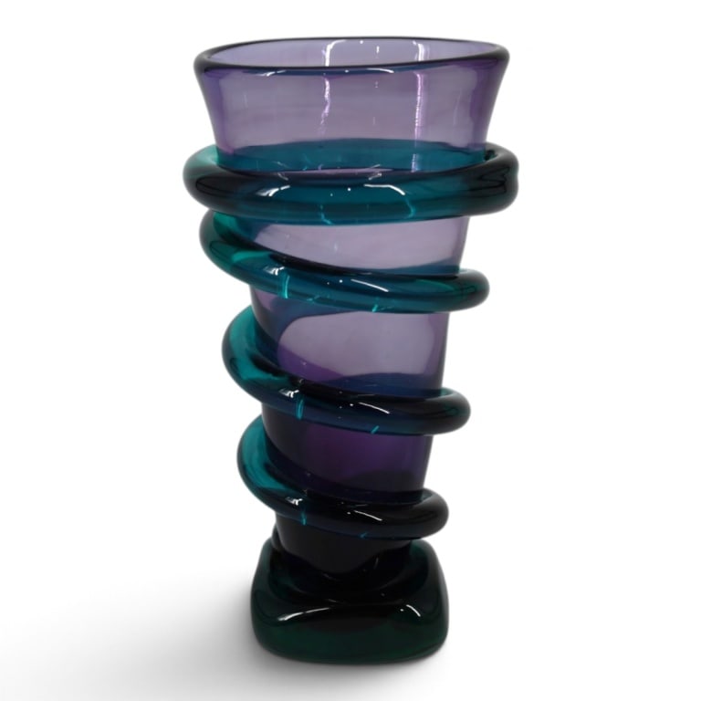 Tommie Rush Studio Art Glass Swirl Vase (1 of 6)