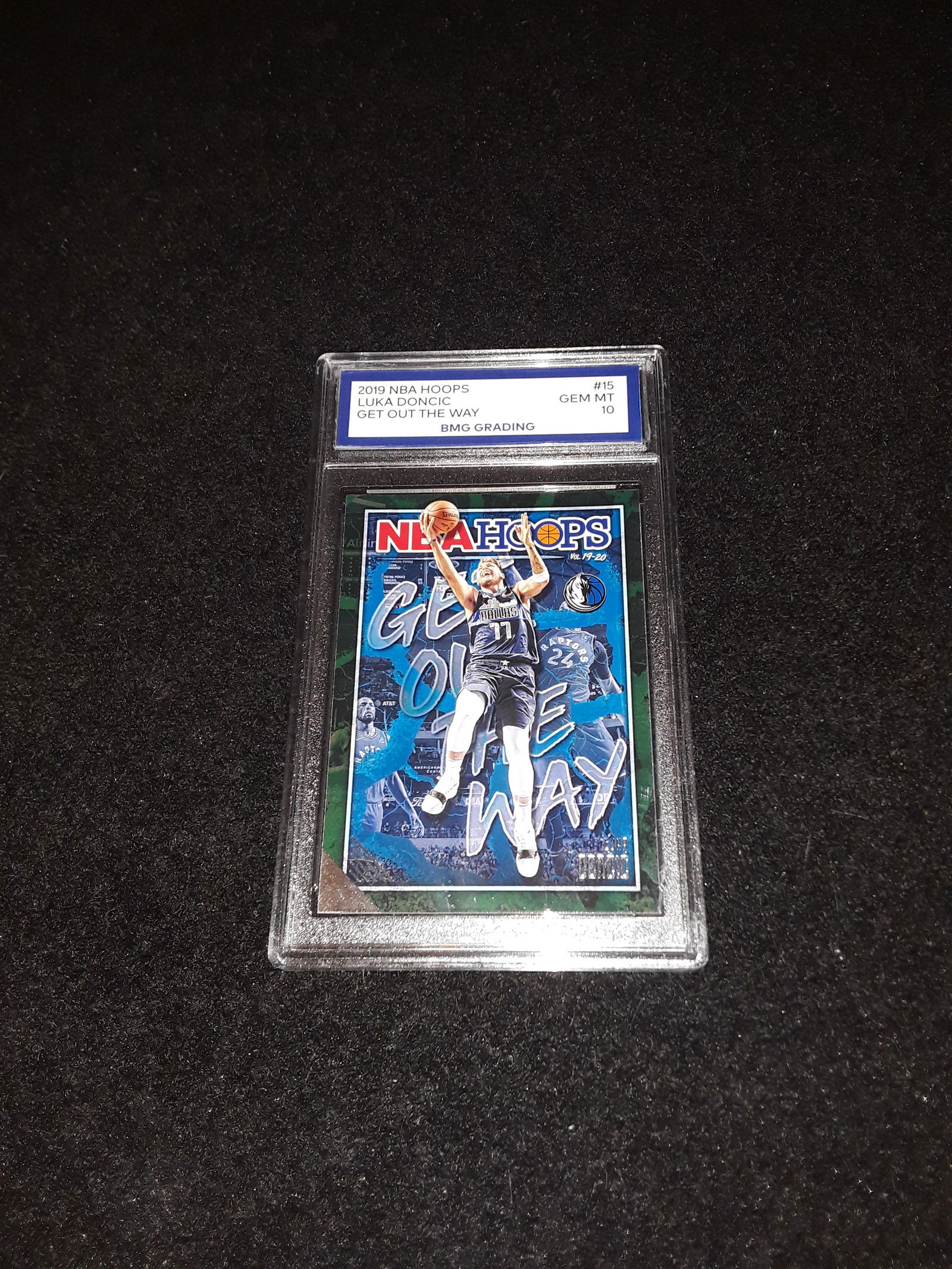 2019 NBA Hoops, Luka Doncic, GEM MT 10 (1 of 1)