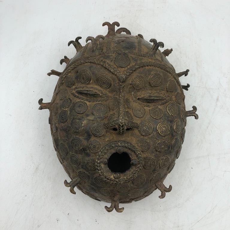 AFRICAN BENIN BRONZE MASK 11.5" (1 of 9)