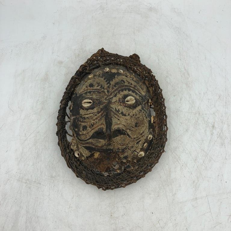 CONGO MASK WITH SHELLS (1 of 3)