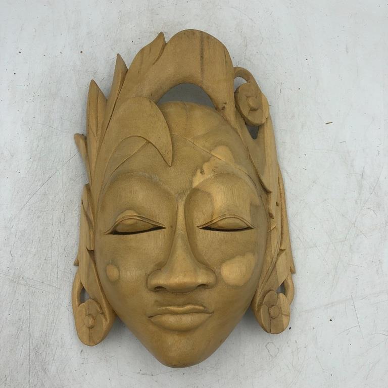 HINDU WOODEN MASK (1 of 5)