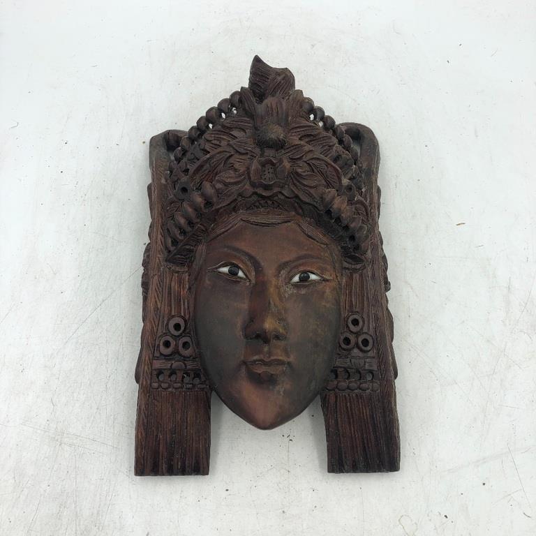 WOODEN HINDU WALL HANGING (1 of 5)
