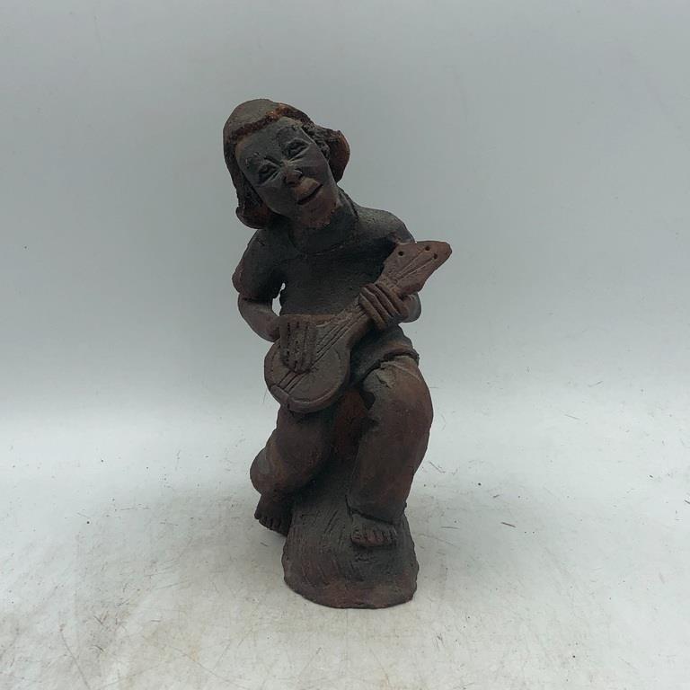 WOODEN AFRICAN PLAYING INSTRUMENT 8.4 Inches (1 of 5)