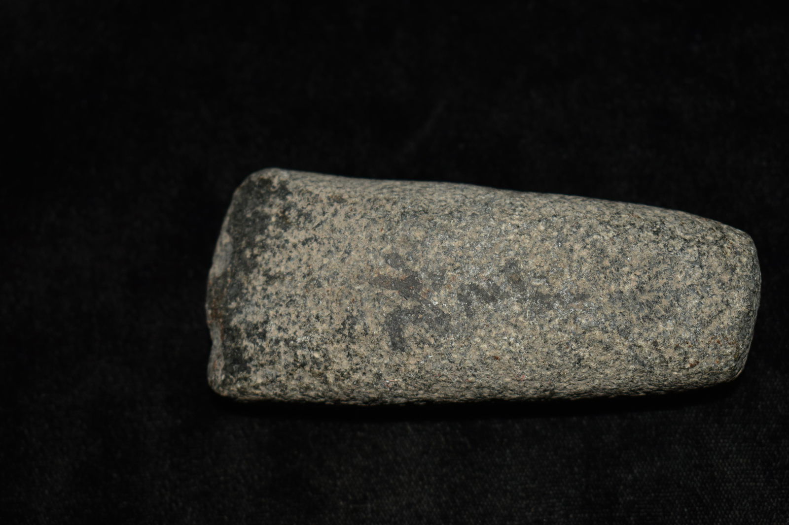 3 7/8" Granite Celt: 3 7/8" Granite Celt found by Giles Sailer in Knox County Illinois. Ancient Native American Arrowhead Indian Artifact