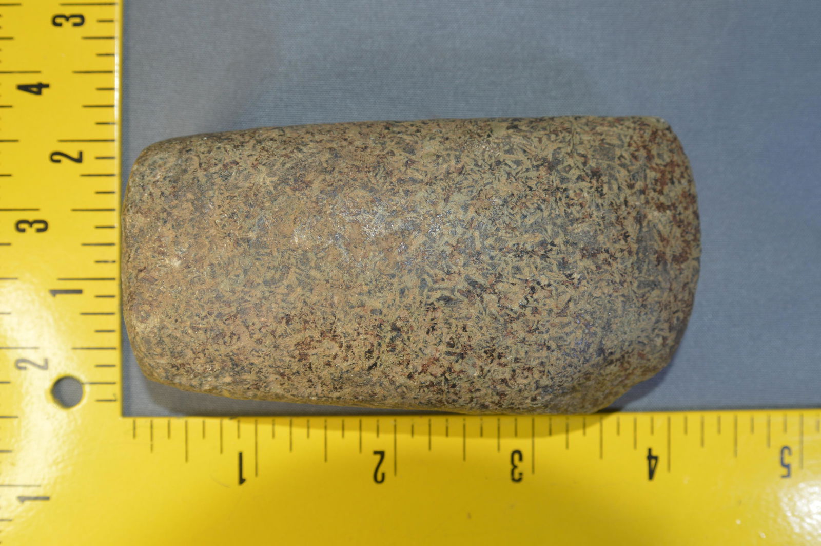3 7/8" Granite Celt. Greene Co. IL.: 3 7/8" Granite Celt Found in Greene Co. Illinois. 2 " Wide.
