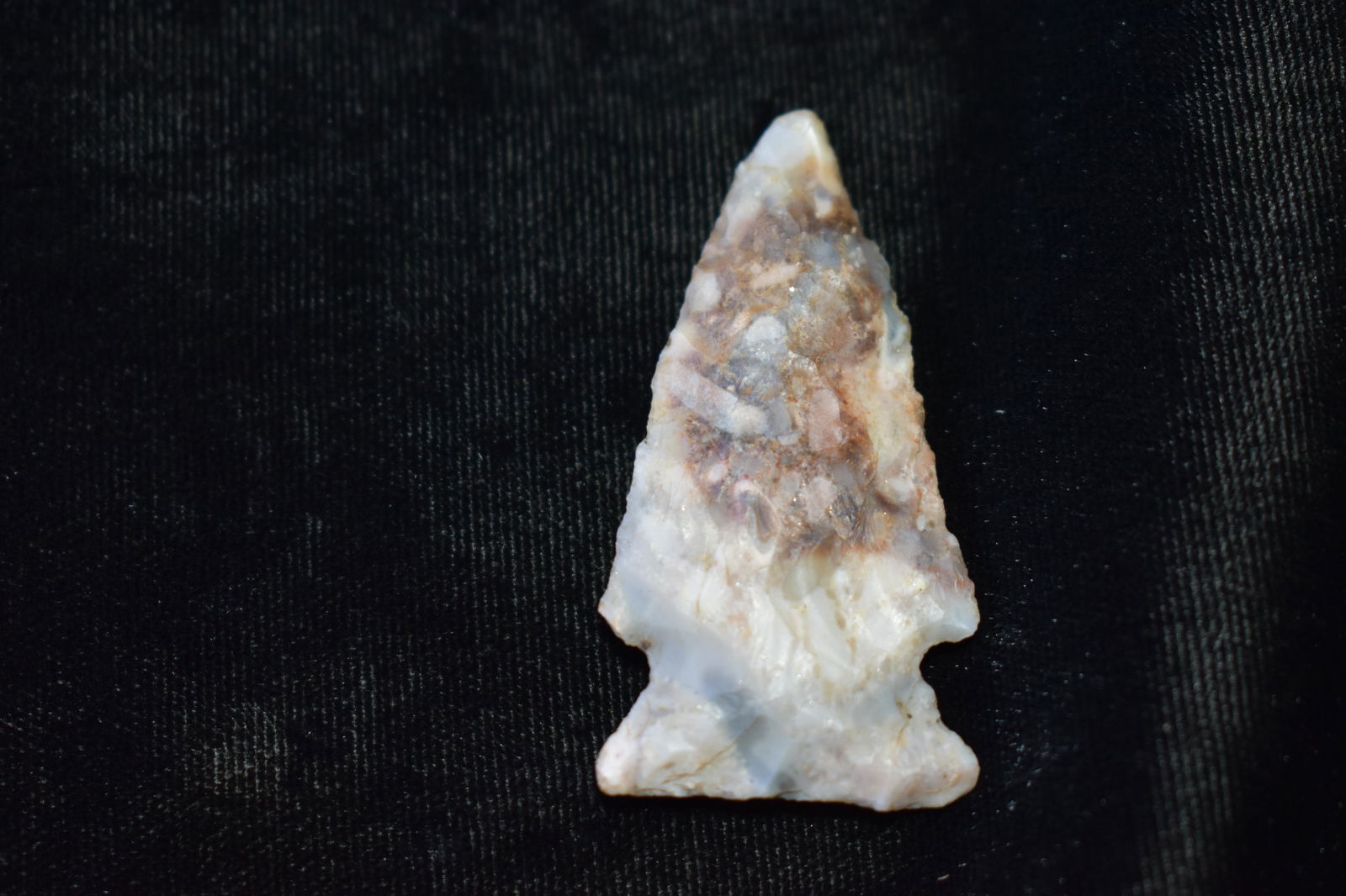 2" Colorful Mozarkite Steuben: 2" Colorful Mozarkite Steuben found in Pettis County Missouri by Fred Balkey. Ancient Native American Arrowhead Indian Artifact.