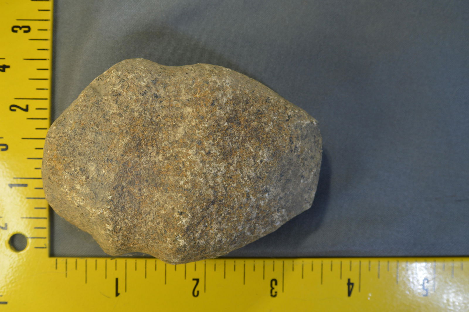 3 3/8" Full Groove Axe. Pike Co. IL.: 3 3/8" Full Groove Axe Found in Pike Co. Illinois. 2 3/8" Wide.