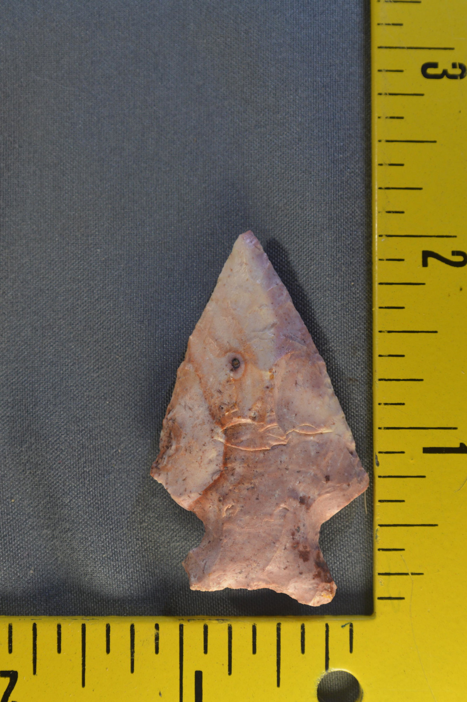 1 15/16" Colorful Turin Arrowhead . Pike Co. IL.: 1 15/16" Colorful Turin Arrowhead Found in Pike Co. Illinois. 1 1/8" Wide.