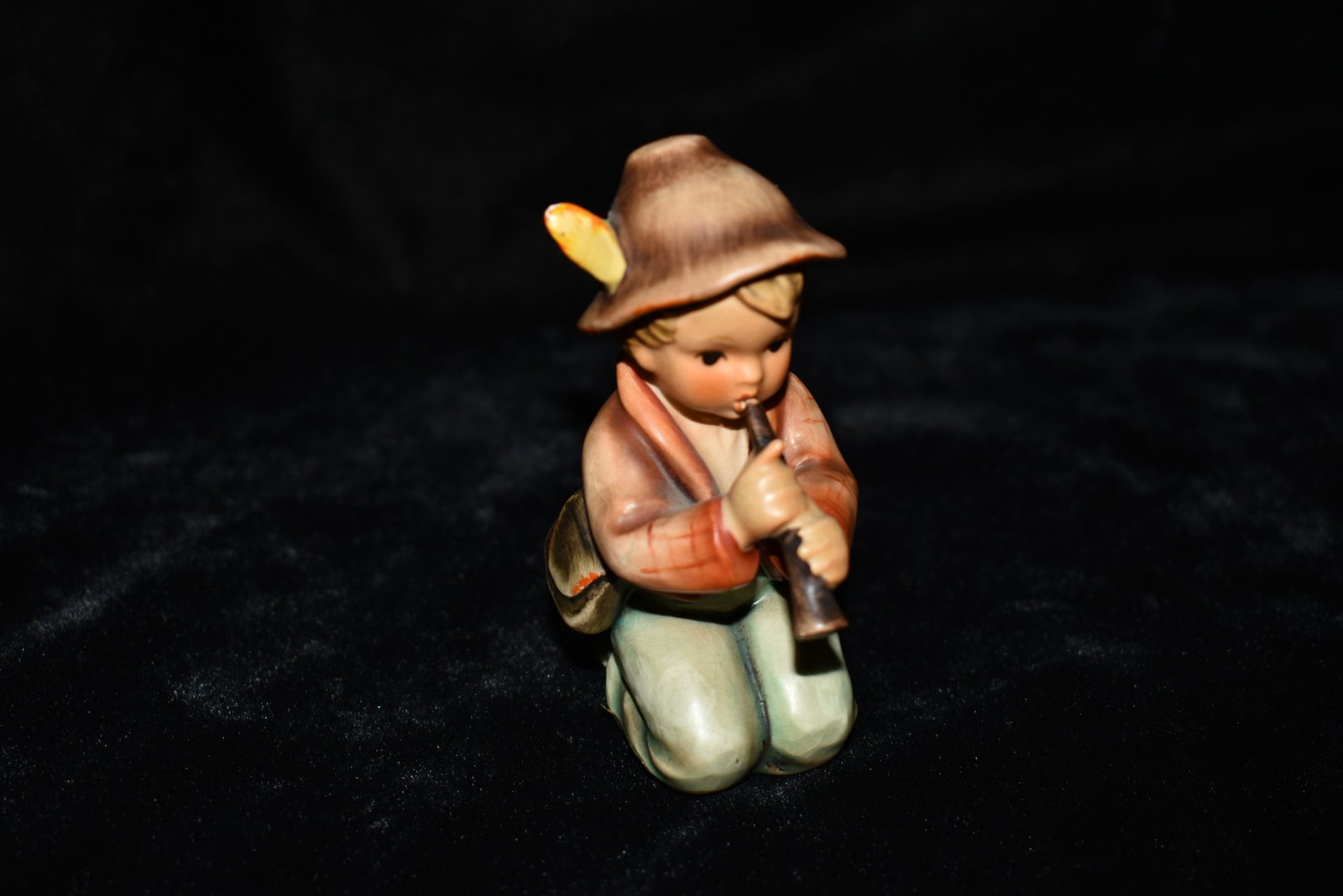 Vintage Tooters Hummel: Vintage Tooters Hummel made in Germany. Excellent condition. 4 3/4" tall.