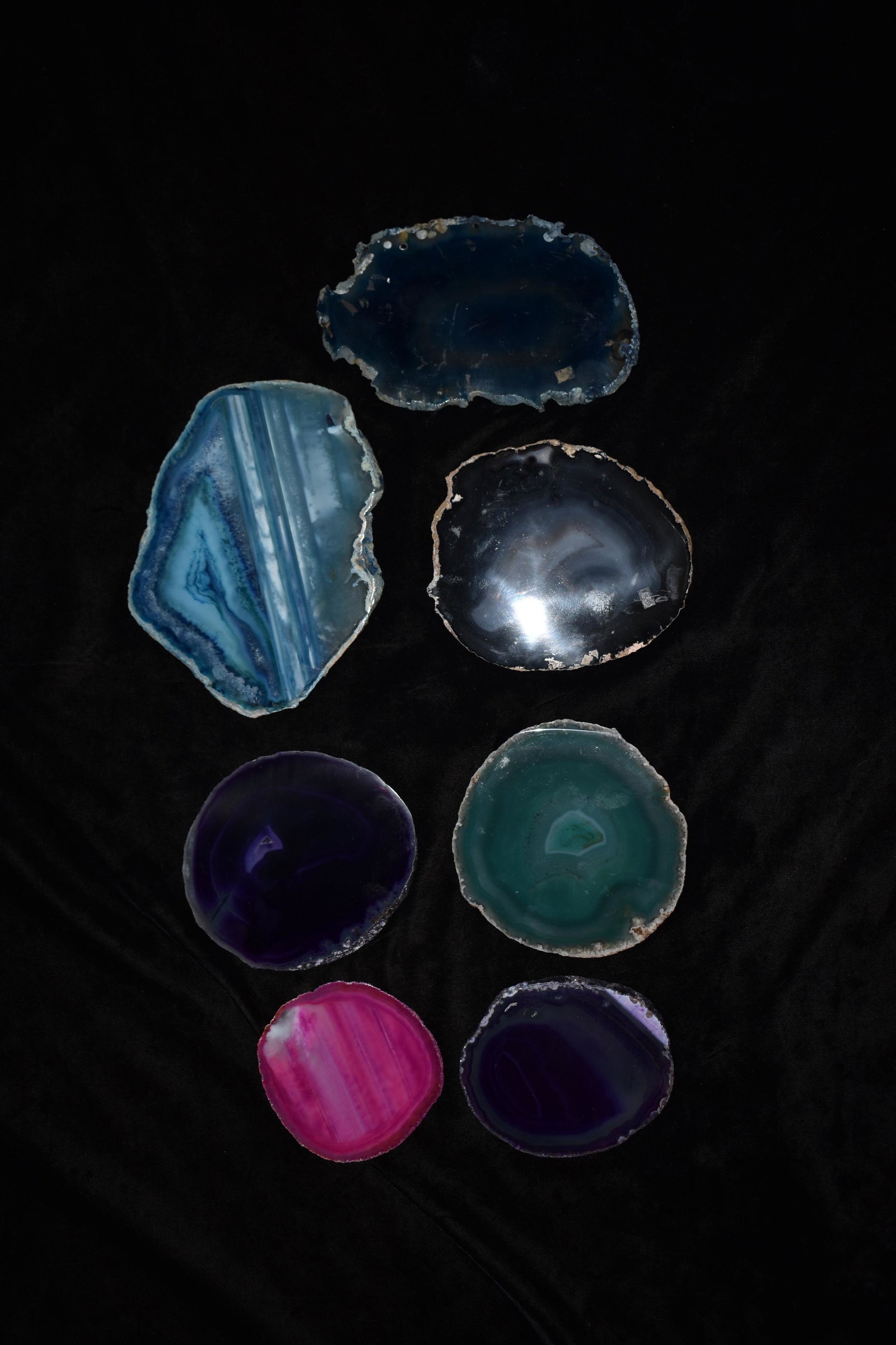 Collection of 7 Colored Agate Slabs: Collection of 7 Colored and Polished Agate Slabs. Sizes range from 4" to 7 5/8"