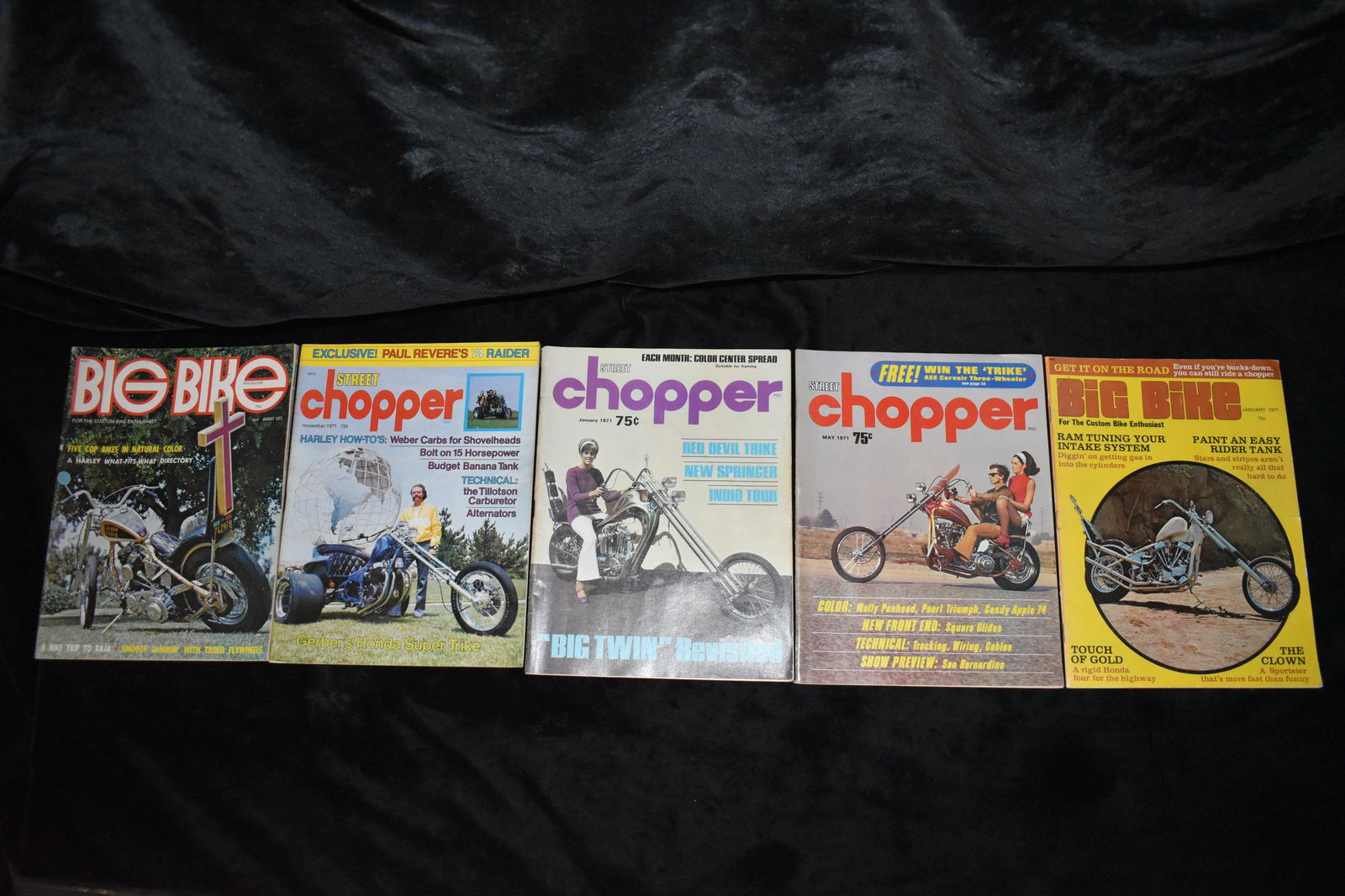 9 1970-1971 Motorcycle Magazines: This lot includes 5 Street Chopper Magazines from 1971, 3 Big Bike Magazines from 1971 and 1970 SuperCycle. All are in excellent condition for their age. 10 7/8" by 8"
