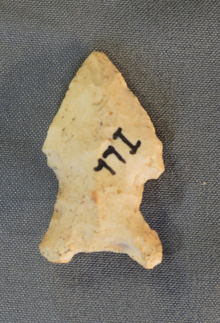 1  1/4" Graham Cave Arrowhead (1 of 6)