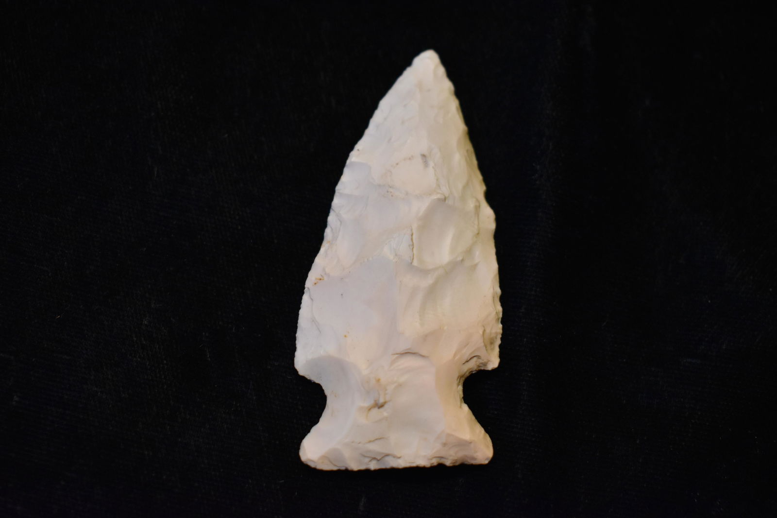 Well Made 2 1/2" Hopewell Arrowhead (1 of 4)