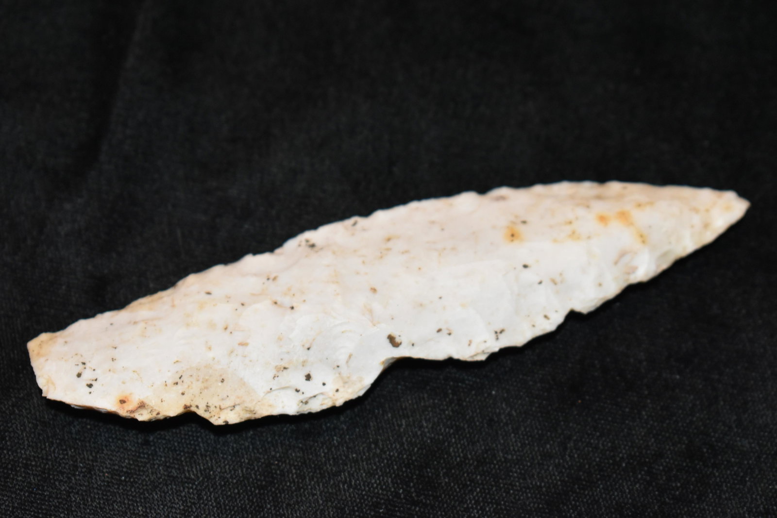 4 3/4" Nebo Hill Spear Head: 4 3/4" Nebo Hill Spear Head found in Pike County Illinois. Ex Dennis Arbeiter