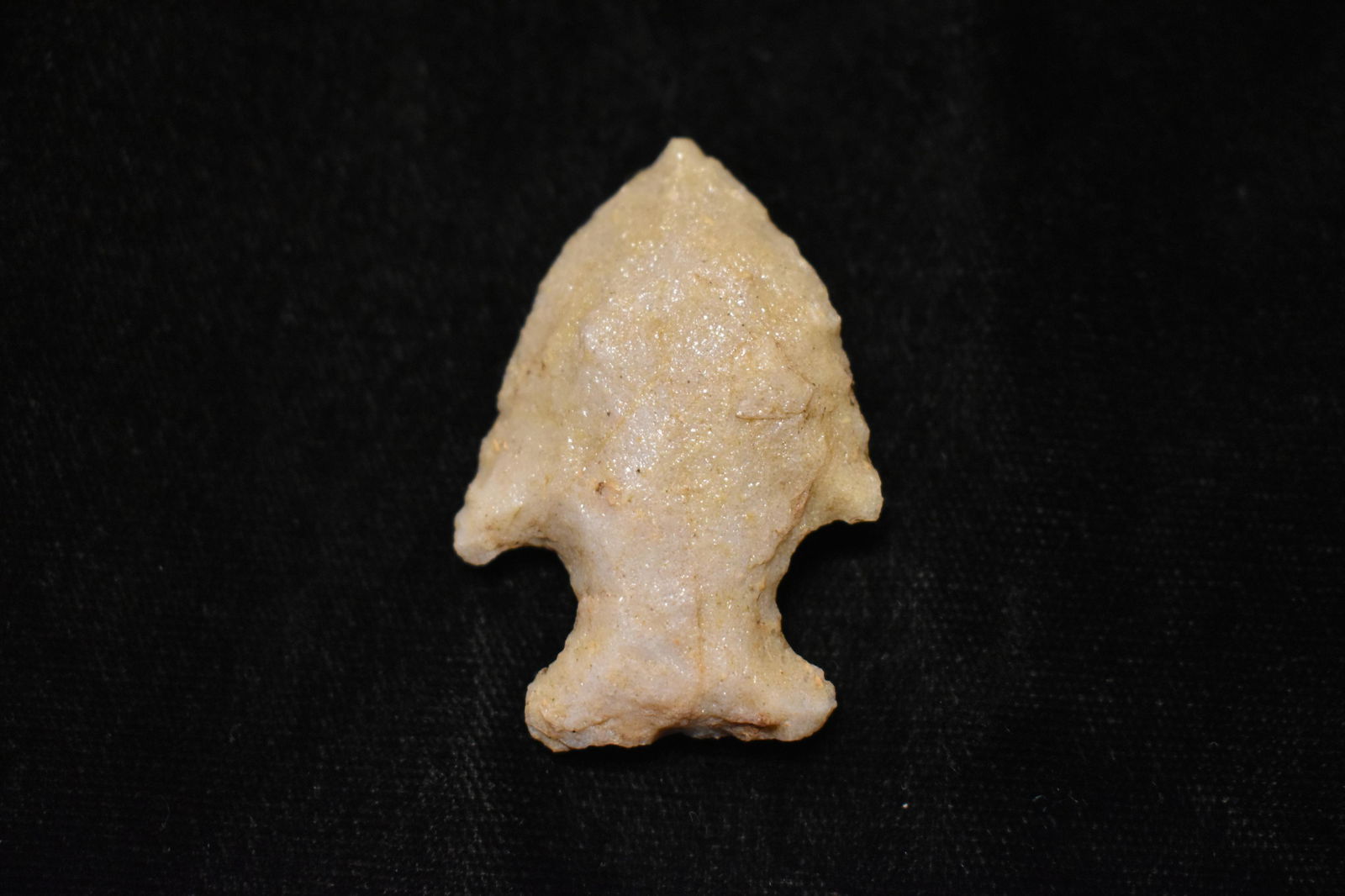 1 5/8" Sugar Quartz Motley (1 of 4)