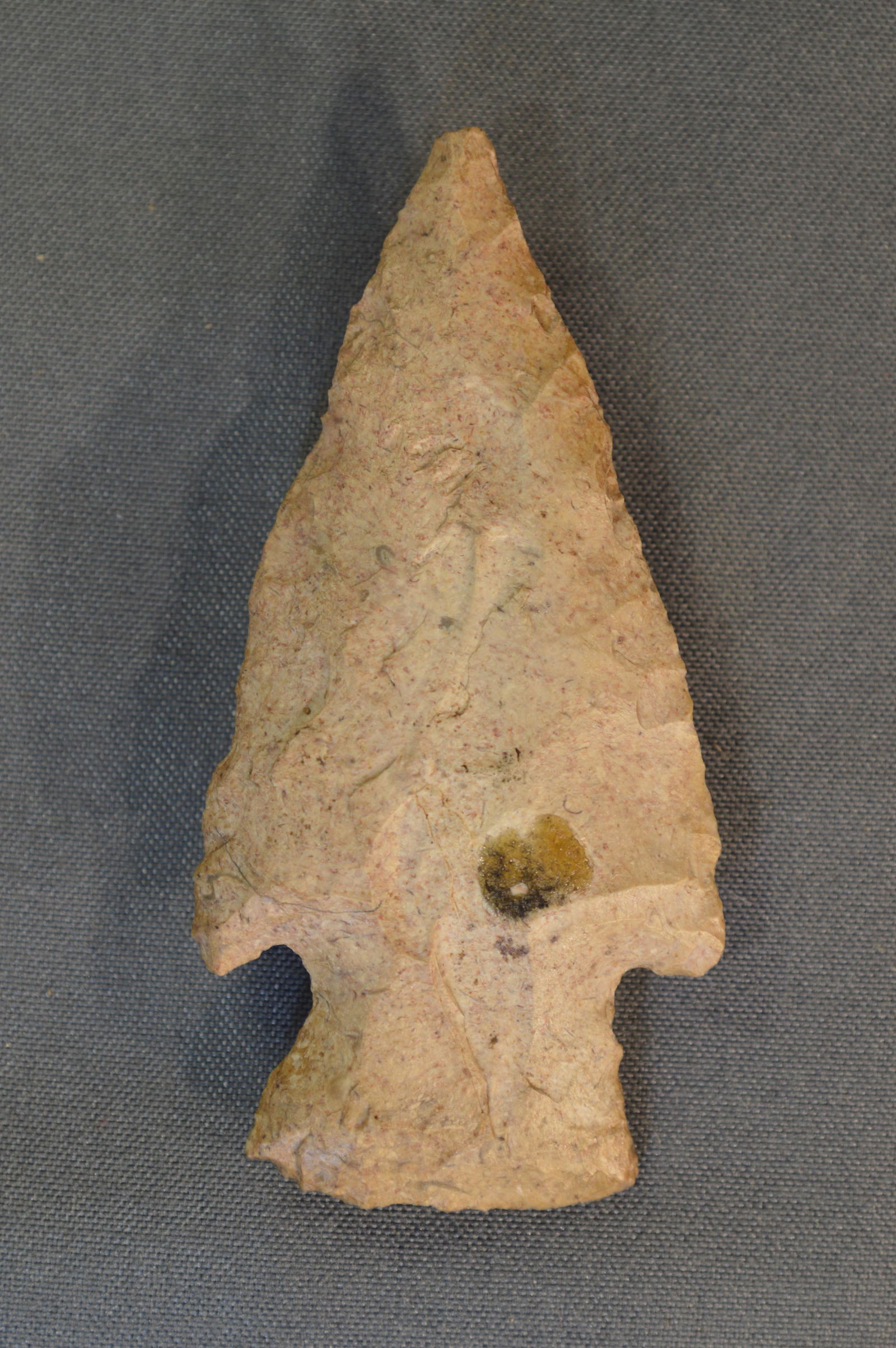 2  3/8" Apple Creek Arrowhead (1 of 6)