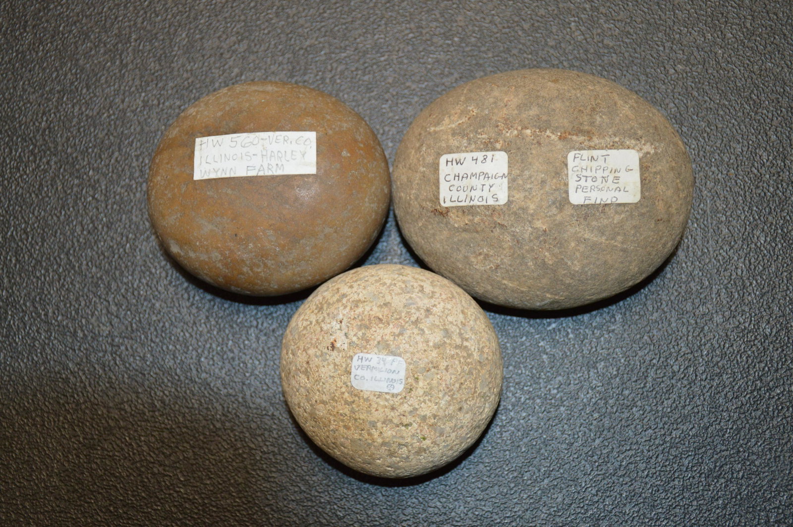3 Hammer Stones/Biscuit Discoidal.: Found by Harley Winn in Vermillion Co. and Champaign Co. Illinois. Largest is 4 3/8"