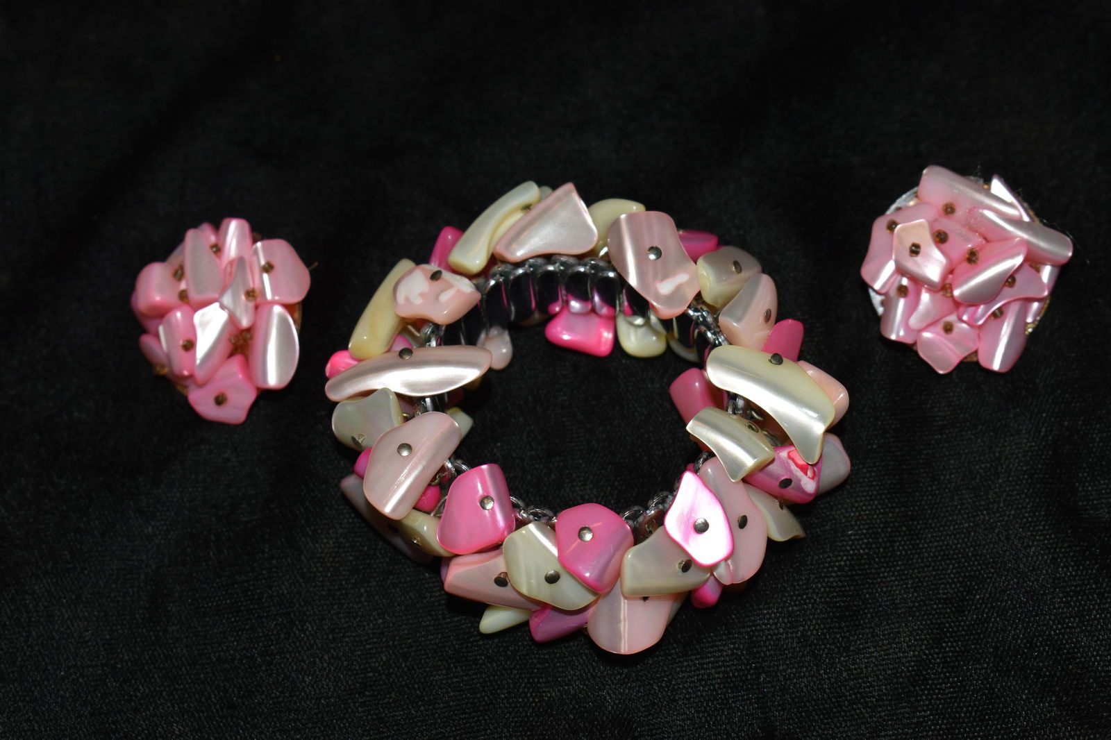 Vintage Mother of Pearl Expanding Bracelet with (1 of 4)