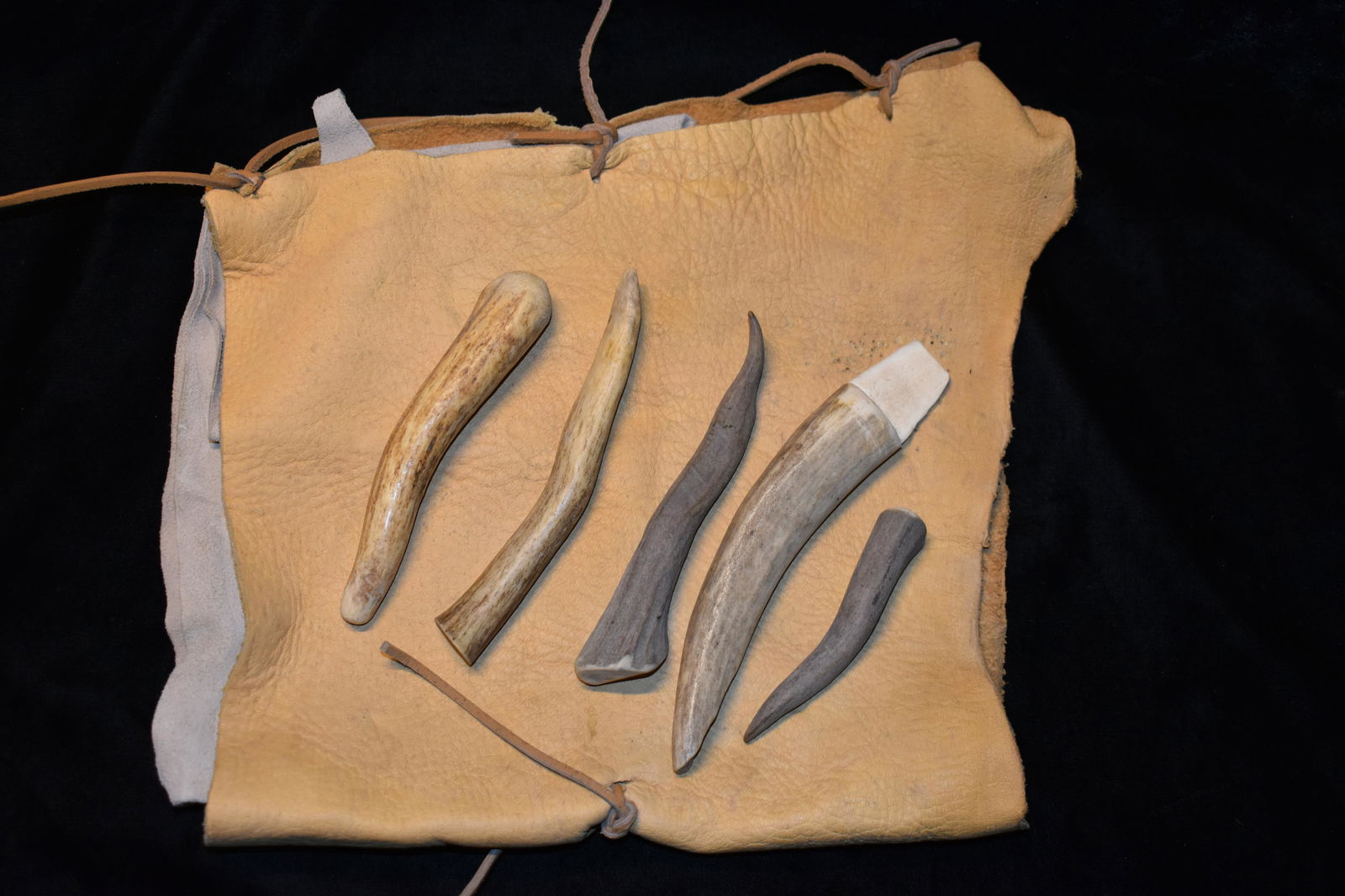 Flint Knapping Tools and Leather Padding (1 of 3)