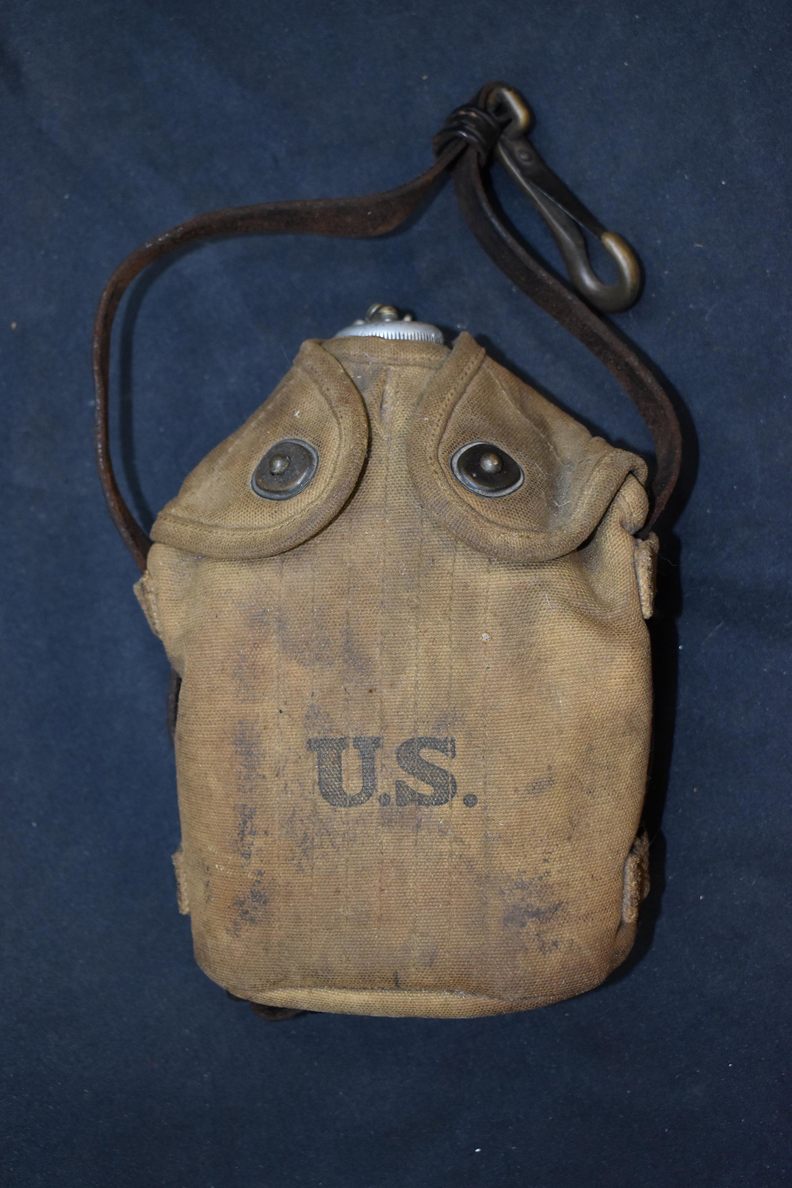 WW1 U.S. Water Canteen (1 of 6)