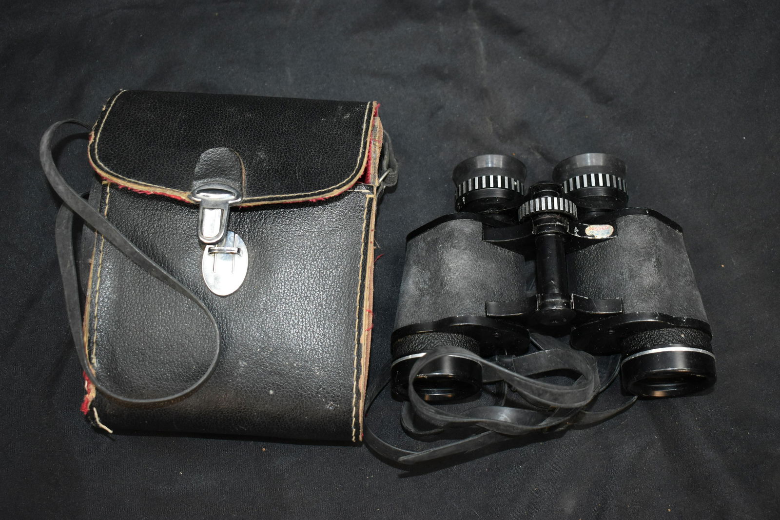 Empire model No. 240 Binoculars (1 of 10)