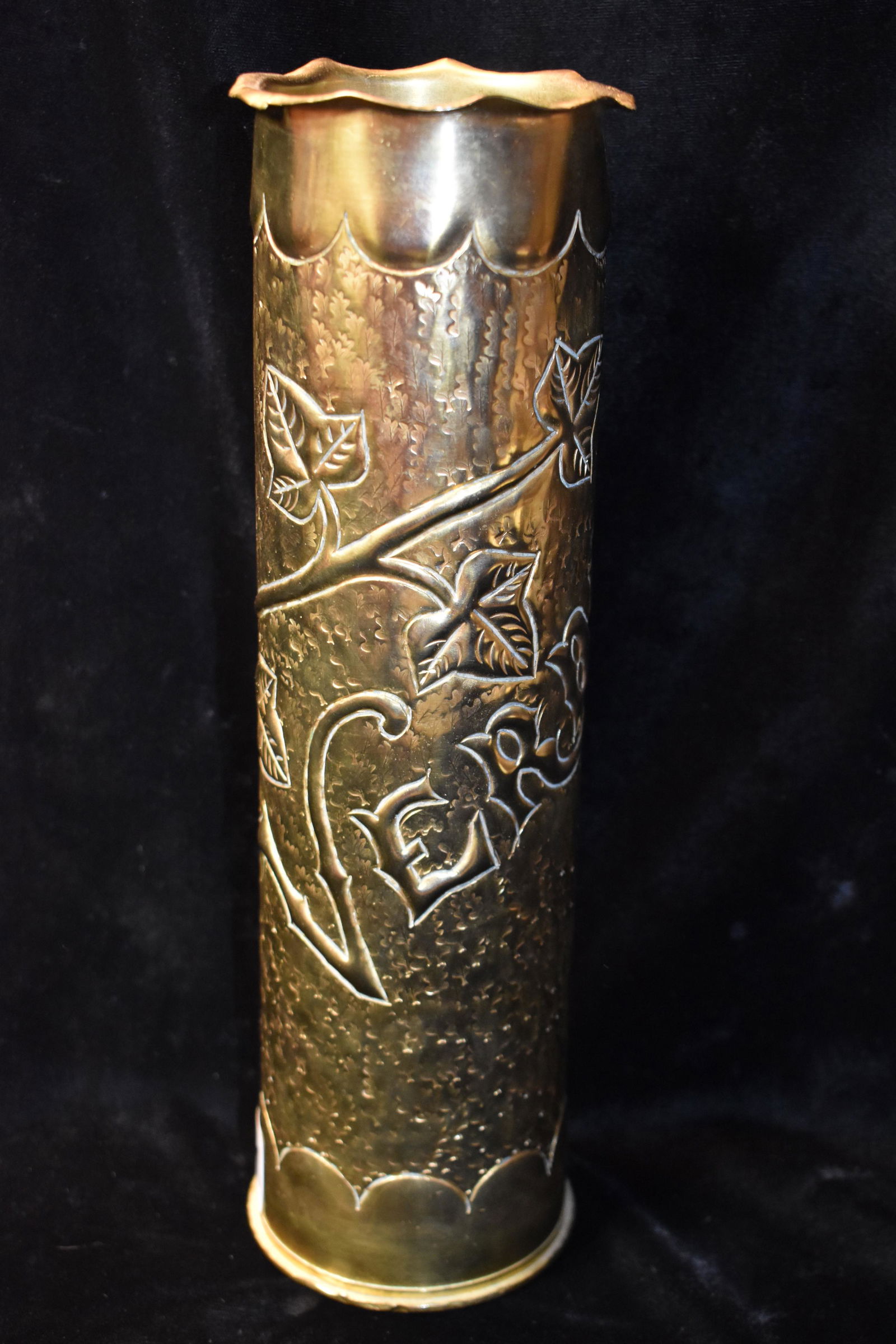 1918 Battle of Verdun WWl Trench Art 75MM (1 of 5)