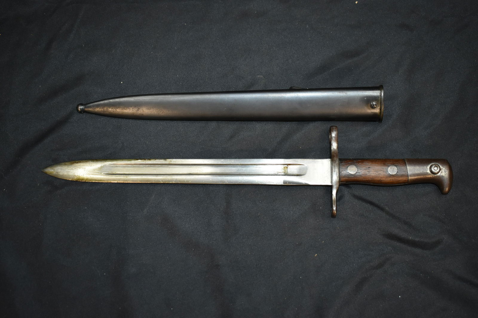 WW1 Era Neuhausen S.I.G. Bayonet (1 of 9)
