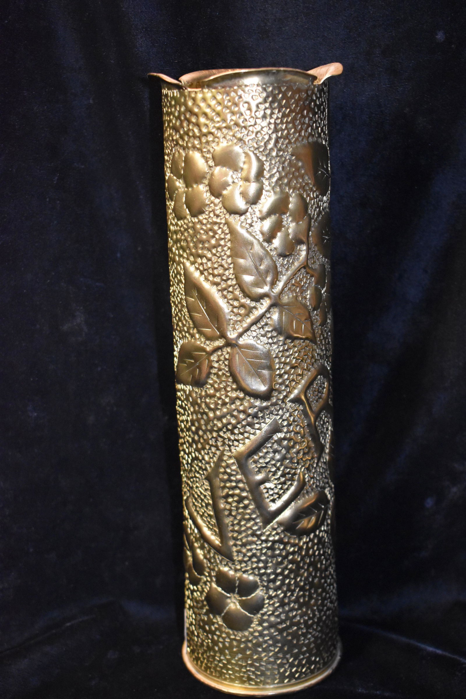 ELABORATE 1916 VERDUN 75MM TRENCH ART ARTILLERY SHELL (1 of 5)