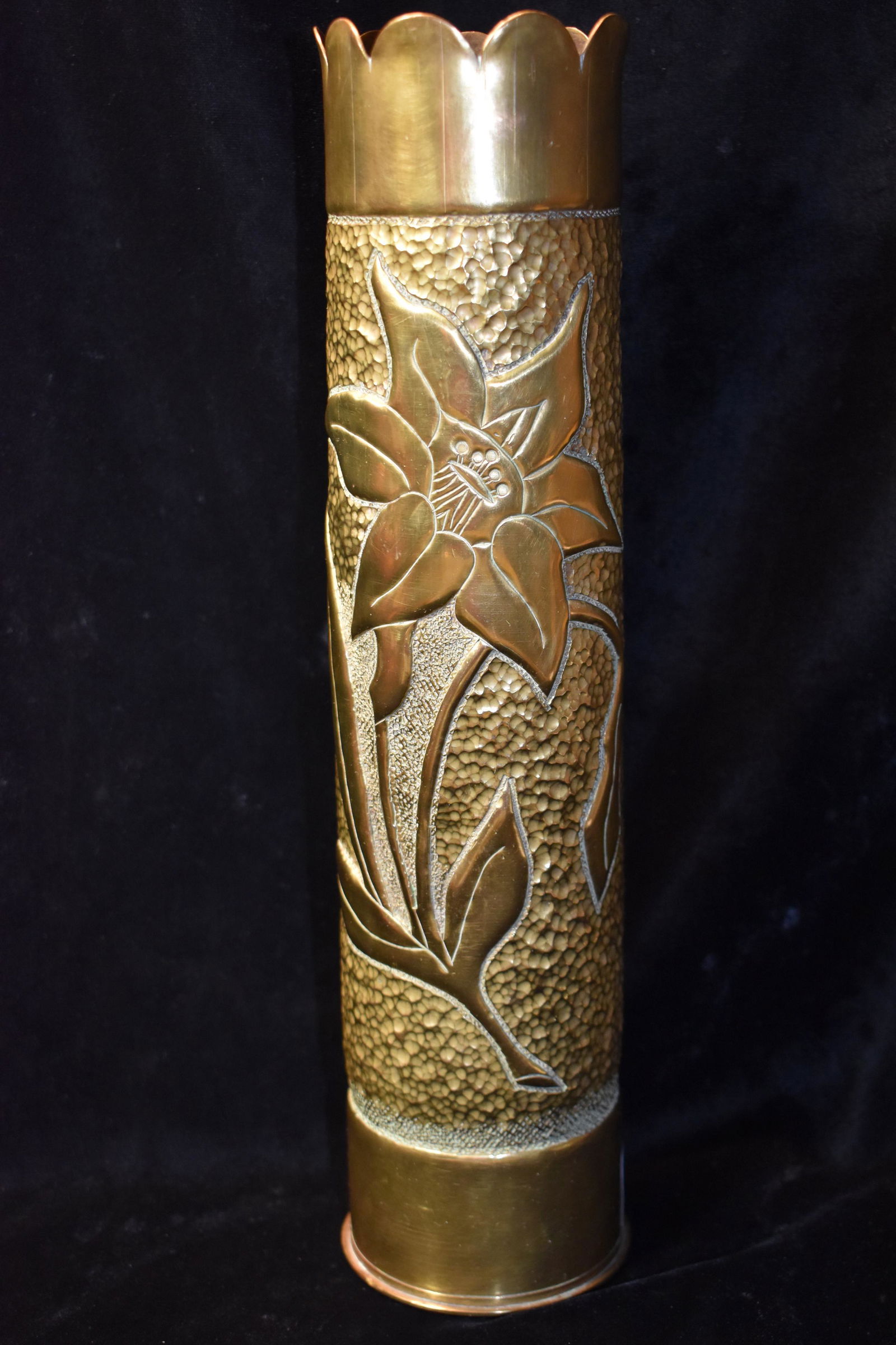 1917 Elaborate Flower WW1 75 MM Trench Art Artillery (1 of 5)